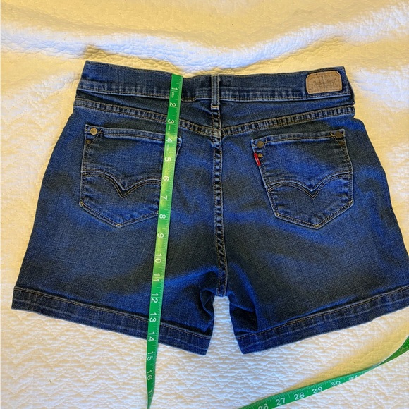Levi’s Denim Blue Women's Shorts - Picture 4 of 4